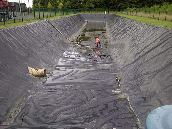 Dépollution de produits pétroliers Cher