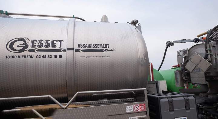 Nos équipements et véhicules à Cher