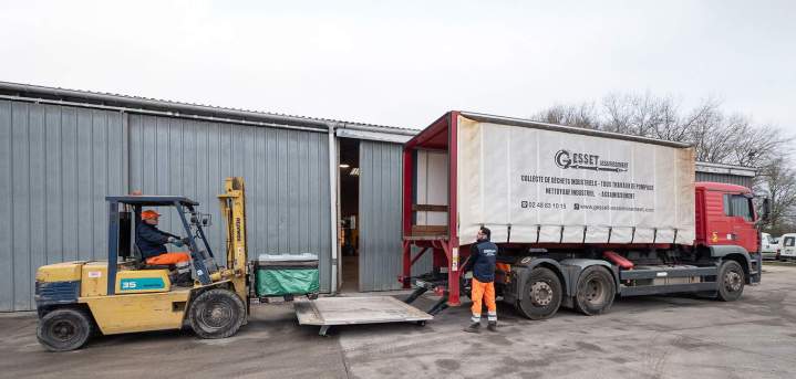 Entreprise nettoyage industriel à Cher